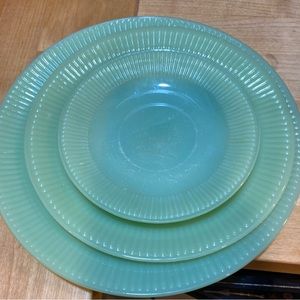 Vintage Fire king Jadeite Jane Ray Starburst Dinner & salad Plate + saucer